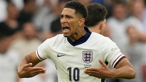 Jude Bellingham: England midfielder cleared to play Euro 2024 .